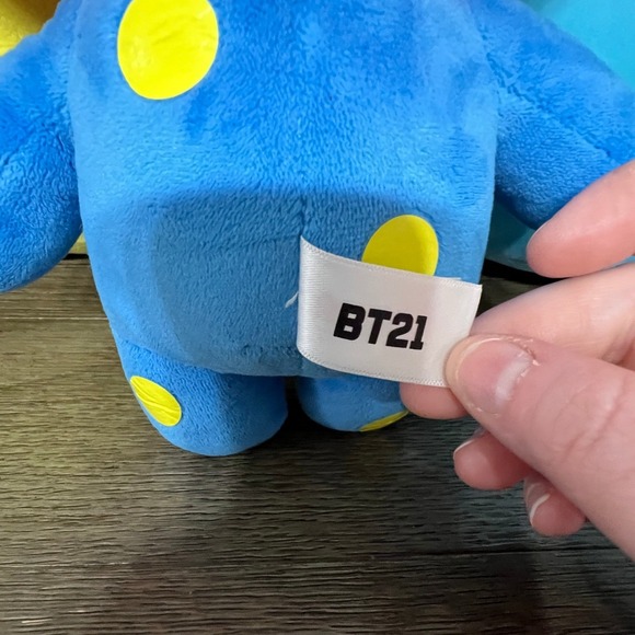 BT21 Plush Lot Tata Koya Chimmy Aurora BTS Official Merch Pillow Stuffed - Picture 3 of 4